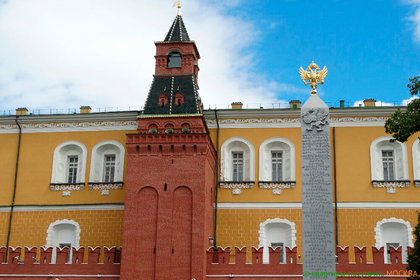 Средняя Арсенальная башня Московского Кремля